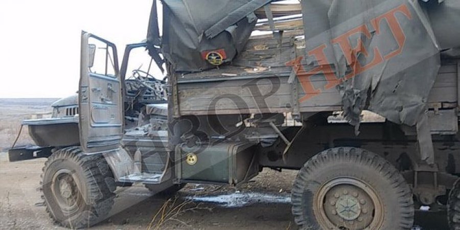 Бойовики обстріляли вантажівку 128-ї бригади: чотирьох військових поранено Бойовики обстріляли вантажівку 128-ї бригади: чотирьох військових поранено