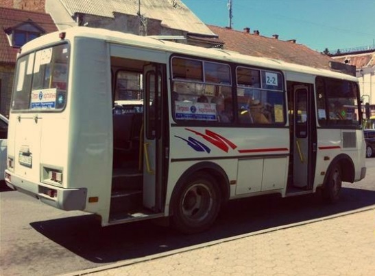 У Мукачеві хочуть підвищити вартість проїзду у міських маршрутках У Мукачеві хочуть підвищити вартість проїзду у міських маршрутках