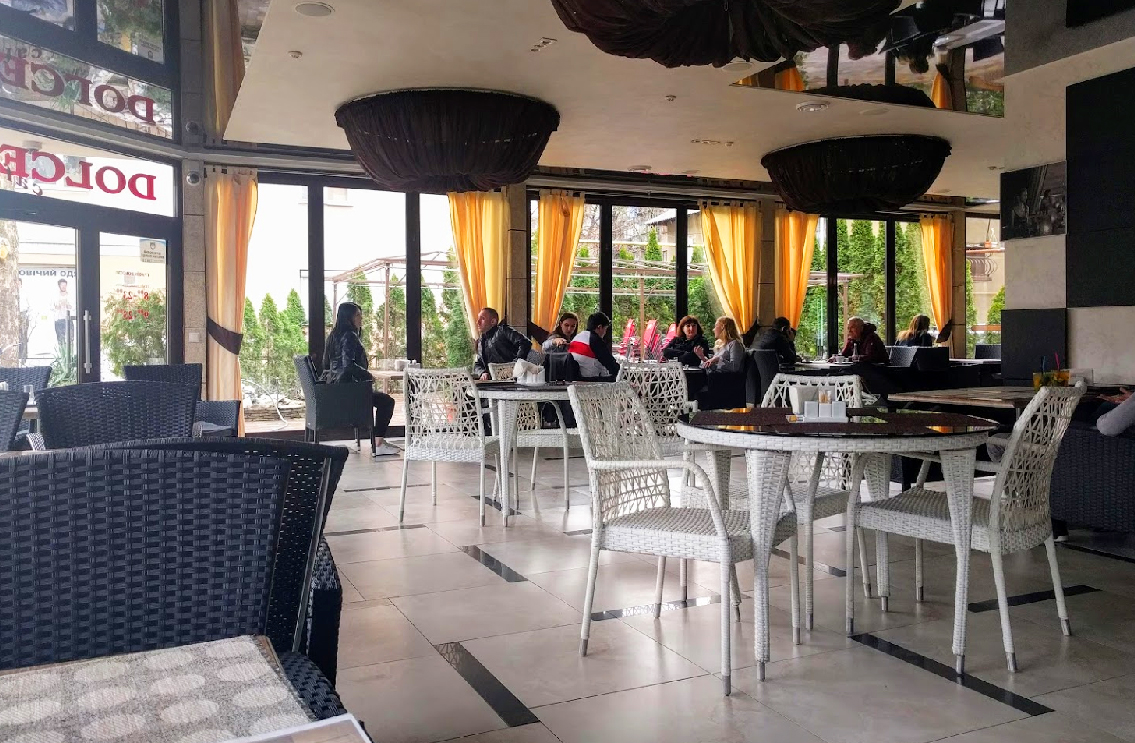 Дольче Дольче кафе (Dolce Cafe), Ужгород