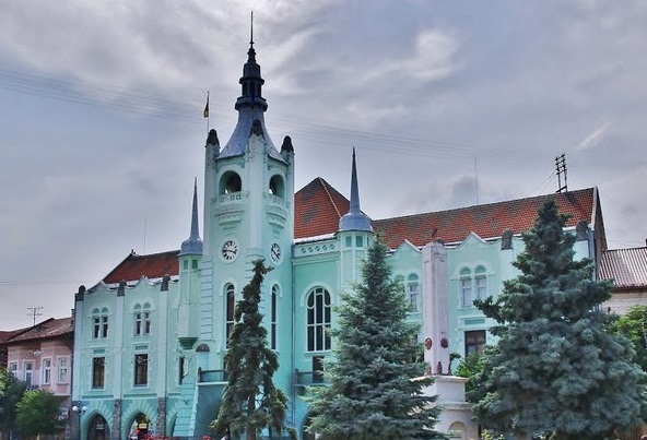 У Мукачівській міськраді оприлюднили повідомлення для випускників і їх батьків У Мукачівській міськраді оприлюднили повідомлення для випускників і їх батьків