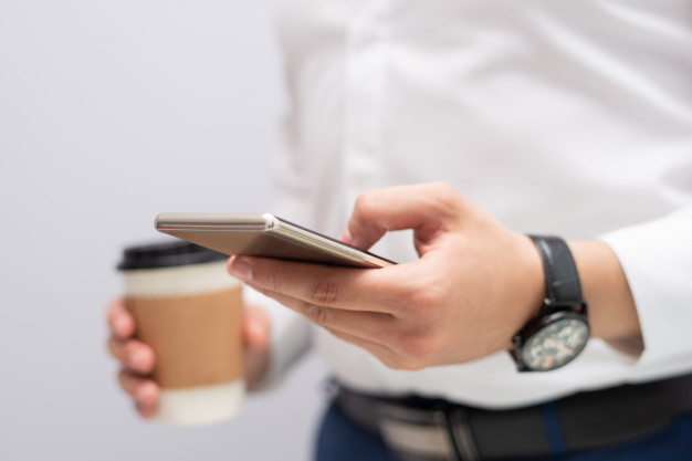 Закарпатці отримують SMS-попередження Закарпатці отримують SMS-попередження