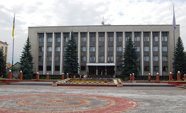 Депутат Верховної ради назвав ім’я нового очільника Тячівської РДА Депутат Верховної ради назвав ім’я нового очільника Тячівської РДА