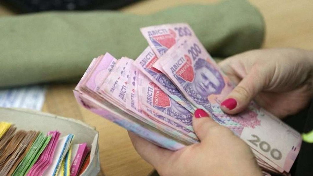 Вчителям та лікарям пообіцяли виплатити заборгованість по зарплаті Вчителям та лікарям пообіцяли виплатити заборгованість по зарплаті