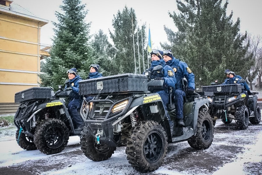 Мобільний резерв Нацгвардії патрулюватиме у двох містах Закарпаття Мобільний резерв Нацгвардії патрулюватиме у двох містах Закарпаття