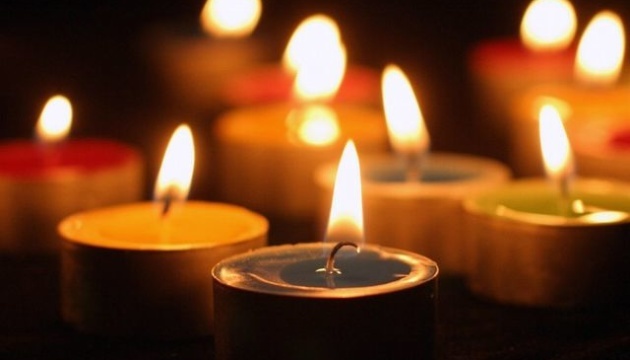Сьогодні в Україні день жалоби Сьогодні в Україні день жалоби