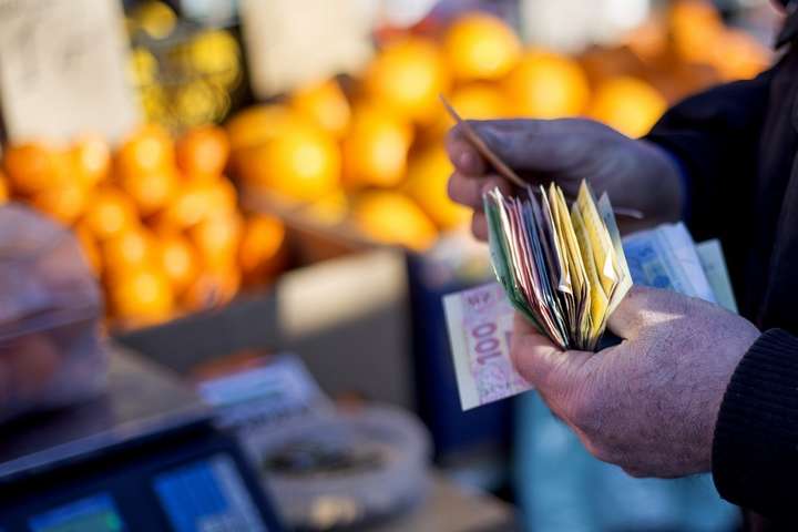 з 1 січня в Україні зросла мінімальна заробітна плата з 1 січня в Україні зросла мінімальна заробітна плата