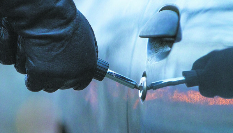 Поліцейські оперативно розкрили крадіжку автомобіля Поліцейські оперативно розкрили крадіжку автомобіля