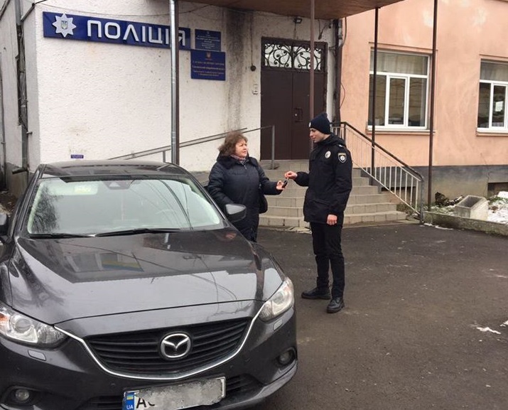 У жительки Чинадієва вкрали автомобіль У жительки Чинадієва вкрали автомобіль