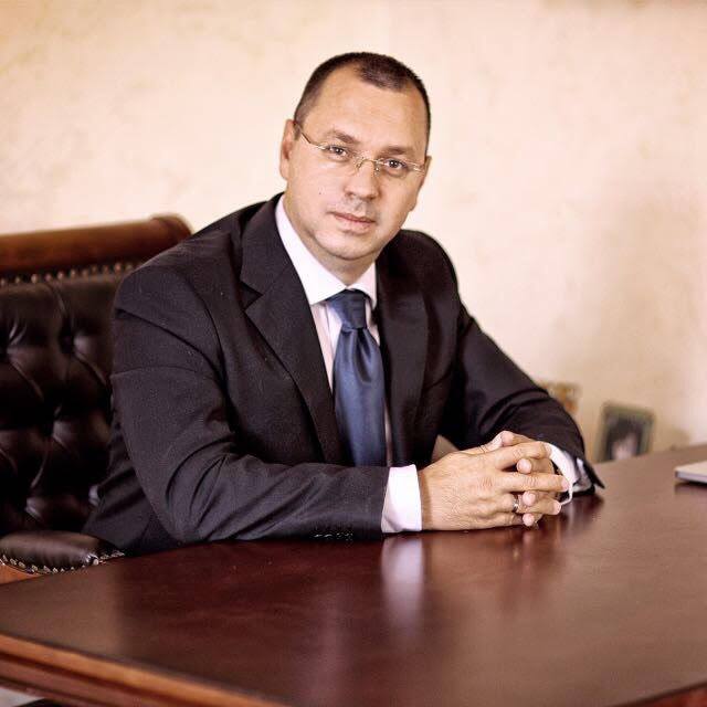 Відомо, кому належав спалений в Ужгороді автомобіль Відомо, кому належав спалений в Ужгороді автомобіль