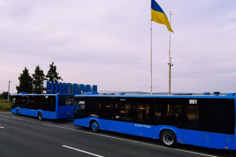 Усіх пасажирів висадили: що коїться в Ужгороді Усіх пасажирів висадили: що коїться в Ужгороді
