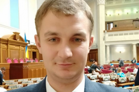 "Продай собаку — сплати за газ": скандальна "порада" нардепа Брагара обурила українців "Продай собаку — сплати за газ": скандальна "порада" нардепа Брагара обурила українців