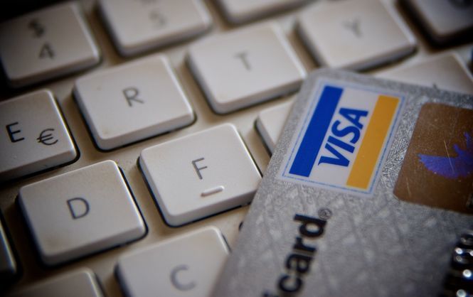 Укрзалізниця призупинила продаж квитків за студентськими Укрзалізниця призупинила продаж квитків за студентськими