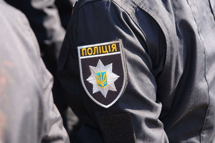 Повалив на землю і бив ногами: продовження історії про побиття людей поліцейськими Повалив на землю і бив ногами: продовження історії про побиття людей поліцейськими