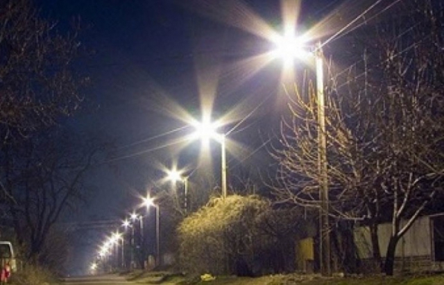 У Мукачеві встановили лед-освітлення на 279 вулицях У Мукачеві встановили лед-освітлення на 279 вулицях