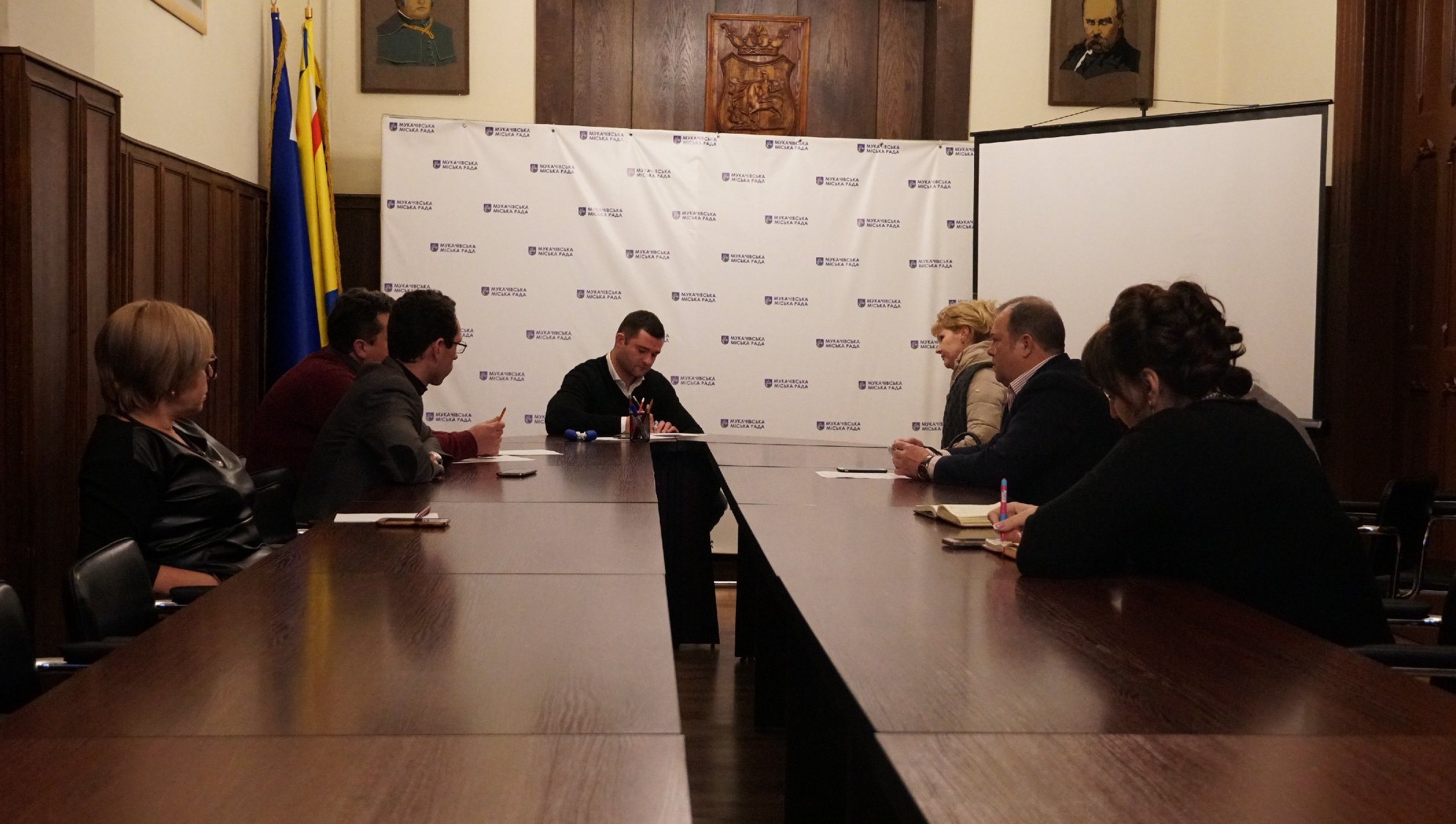 Мер Мукачева сьогодні проводитиме прийом громадян Мер Мукачева сьогодні проводитиме прийом громадян