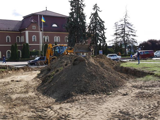 Закарпатських посадовців підозрюють у розтраті бюджетних коштів в особливо великих розмірах Закарпатських посадовців підозрюють у розтраті бюджетних коштів в особливо великих розмірах