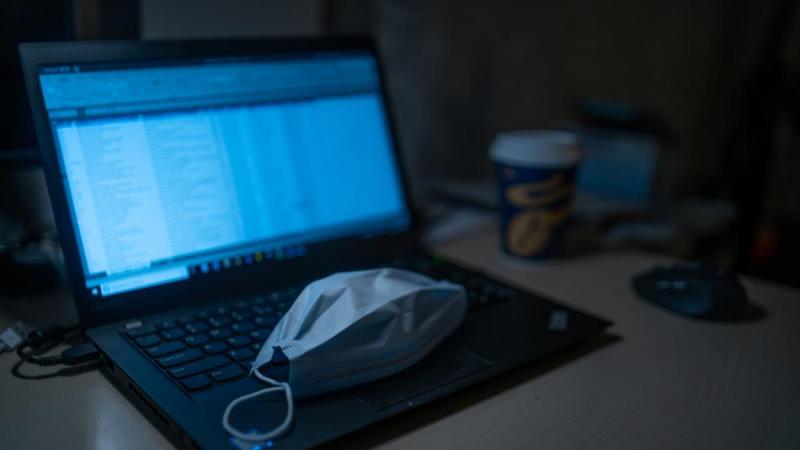 В Ужгороді розробляють варіант дистанційного навчання учнів на період карантину В Ужгороді розробляють варіант дистанційного навчання учнів на період карантину