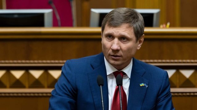 У дружини нардепа, який захворів на коронавірус, також виявили Covid-19, – ЗМІ У дружини нардепа, який захворів на коронавірус, також виявили Covid-19, – ЗМІ