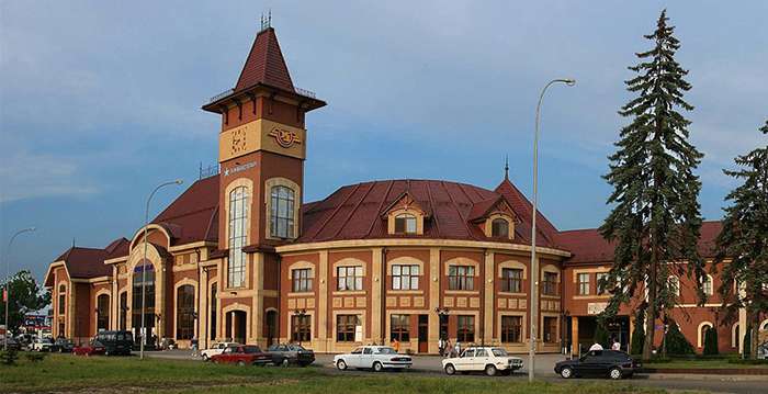В Ужгороді на вокзалі виявили підозрілу сумку В Ужгороді на вокзалі виявили підозрілу сумку