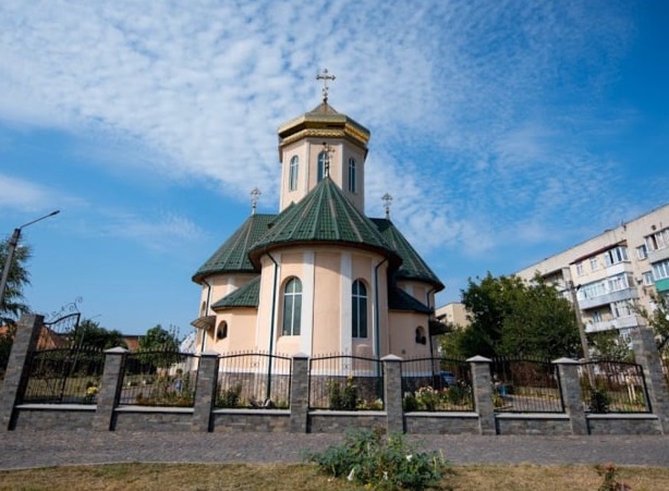 Відомо, яку церкву відвідувала жінка, в якої виявили коронавірус Відомо, яку церкву відвідувала жінка, в якої виявили коронавірус