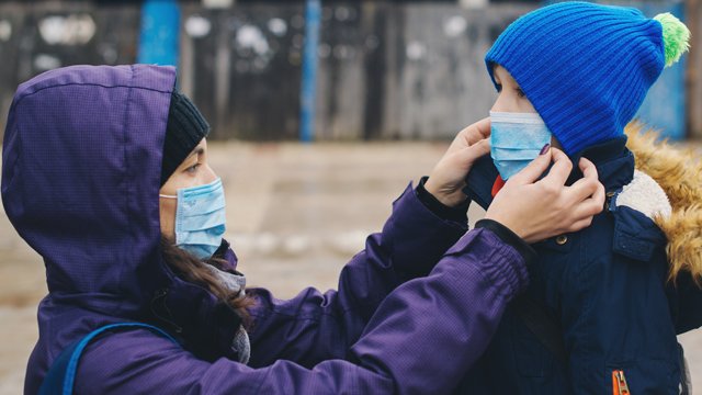 Незабаром українців можуть зобов’язати носити маски Із 6 квітня українців можуть зобов’язати носити маски