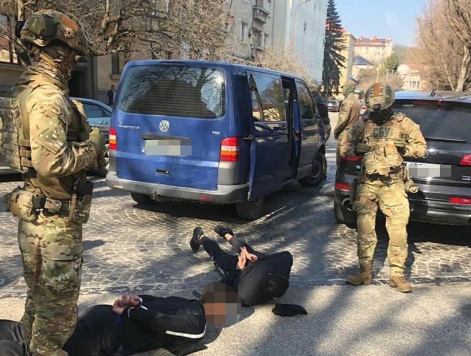 Резонансне затримання мукачівців: чоловіків триматимуть під вартою Резонансне затримання мукачівців: чоловіків триматимуть під вартою