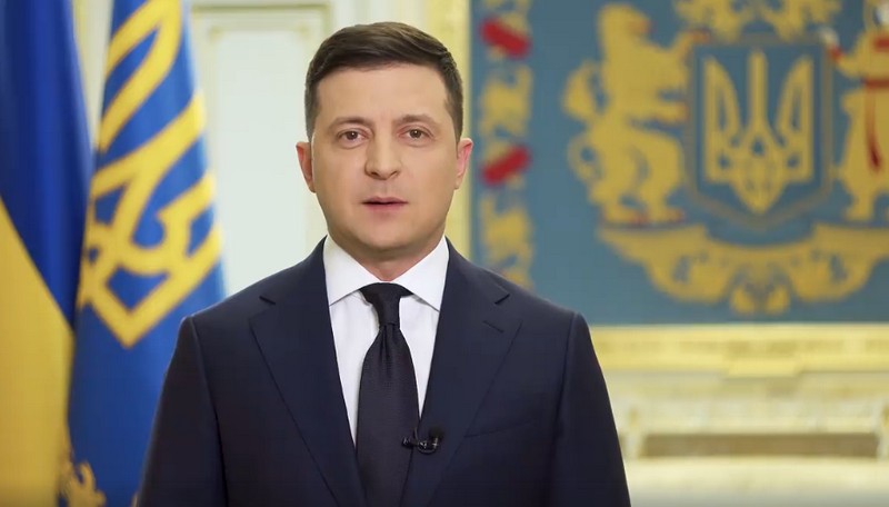 "Давайте не перетворюватись на ображених дітей": Зеленський звернувся до українців "Давайте не перетворюватись на ображених дітей": Зеленський звернувся до українців