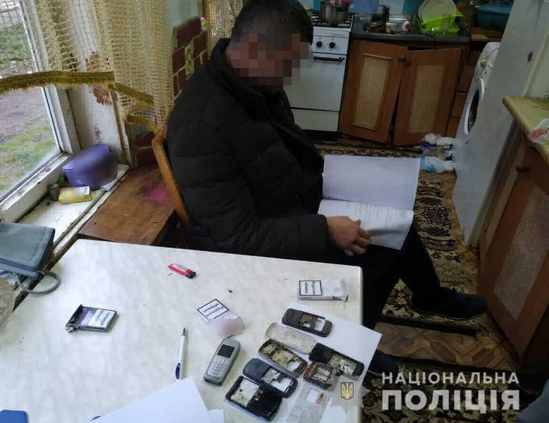 Псевдозамінування ресторану у центрі Мукачева: поліція затримала зловмисника Псевдозамінування ресторану у центрі Мукачева: поліція затримала зловмисника