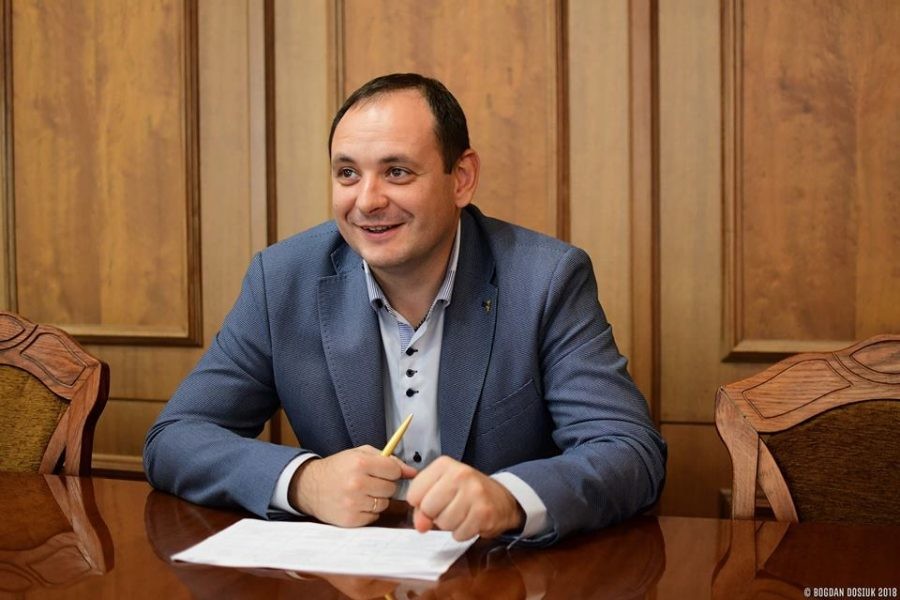 Мер Івано-Франківська розпорядився вивезти ромів на Закарпаття Мер Івано-Франківська розпорядився вивезти ромів на Закарпаття