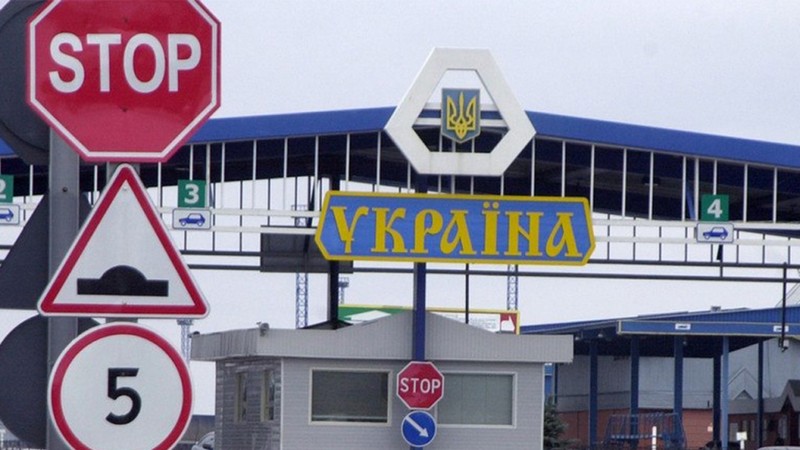 Заробітчани переказали в Україну рекордну суму Заробітчани переказали в Україну рекордну суму
