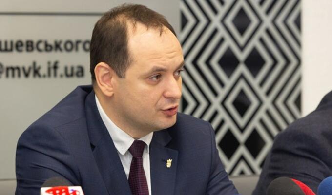 Мер Івано-Франківська прокоментував скандал із вивезенням ромів Мер Івано-Франківська прокоментував скандал із вивезенням ромів