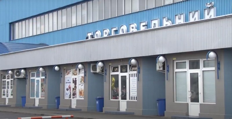 Ринку "ГІД" дозволили працювати. Перед відкриттям приміщення кілька днів прибиратимуть Ринку "ГІД" дозволили працювати. Перед відкриттям приміщення кілька днів прибиратимуть