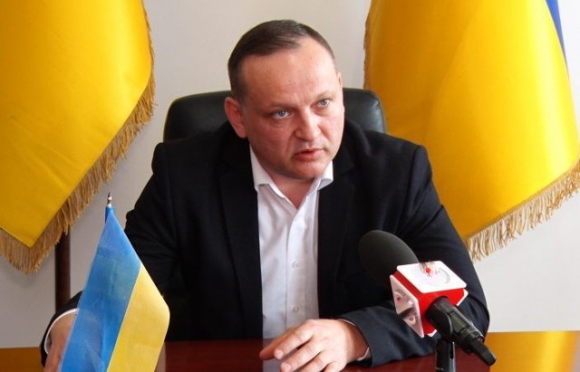 Президент Зеленський звільнив одного із голів РДА у Закарпатті Президент Зеленський звільнив одного із голів РДА у Закарпатті