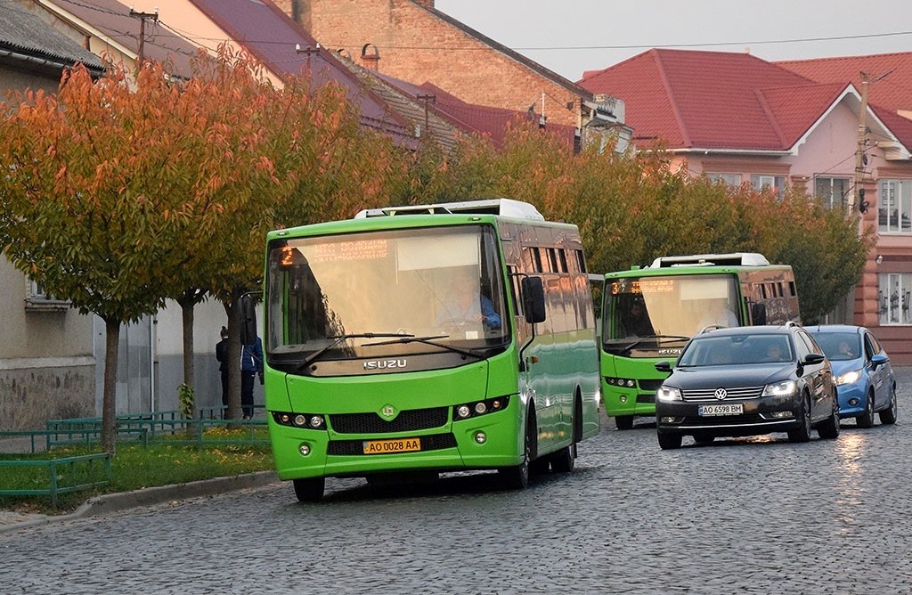 У Мукачеві дозволили їздити маршруткам: відомо, з якого числа У Мукачеві дозволили їздити маршруткам: відомо, з якого числа