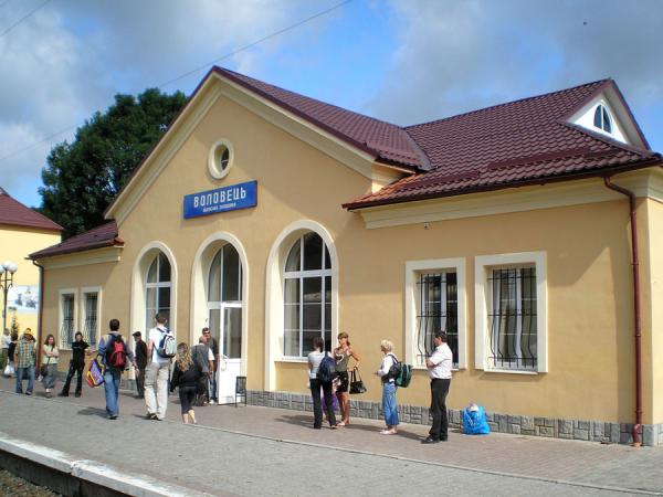 У Воловці відтепер зупинятимуться два поїзди У Воловці відтепер зупинятимуться два поїзди
