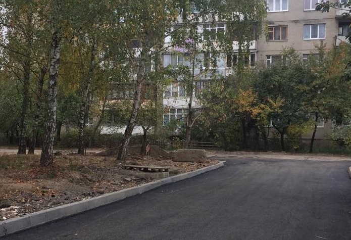 В одному з мікрорайонів Мукачева відремонтують внутрішньоквартальні проїзди В одному з мікрорайонів Мукачева відремонтують внутрішньоквартальні проїзди
