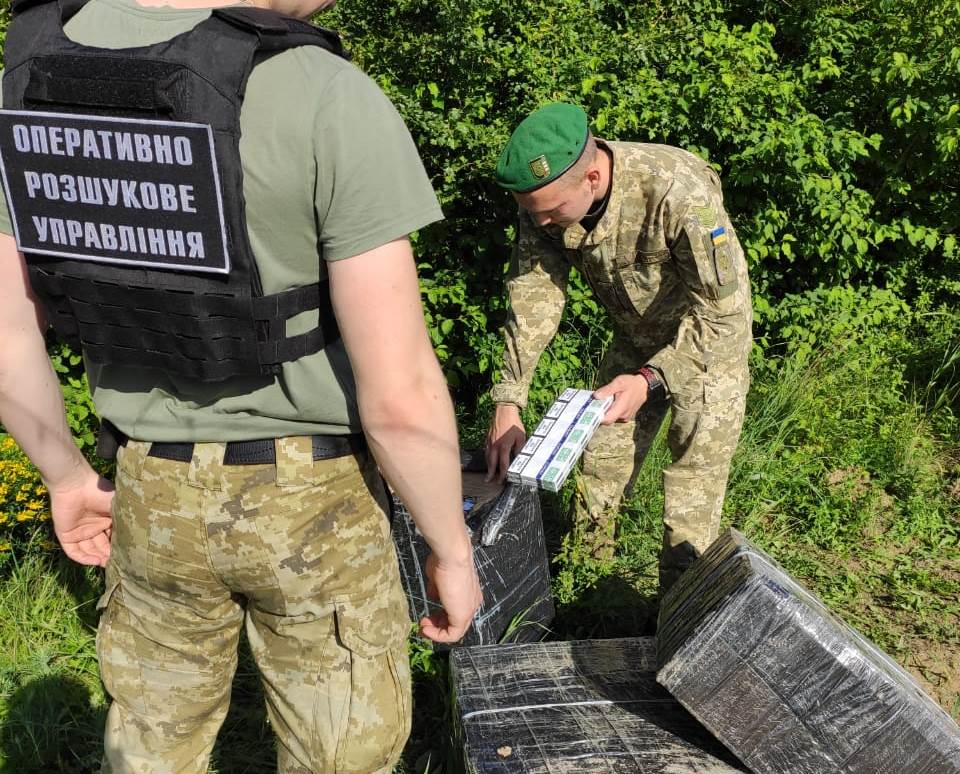Покинули все та втекли: прикордонники розповіли про інцидент під час патрулювання Покинули все та втекли: прикордонники розповіли про інцидент під час патрулювання