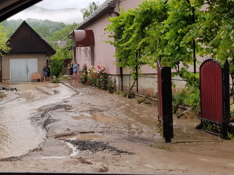 У кількох селах Мукачівського та Свалявського районів негода наробила лиха У кількох селах Мукачівського та Свалявського районів негода наробила лиха