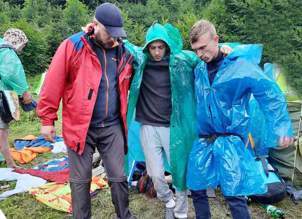 Рятувальники двічі за добу вирушали на допомогу туристам Рятувальники двічі за добу вирушали на допомогу туристам