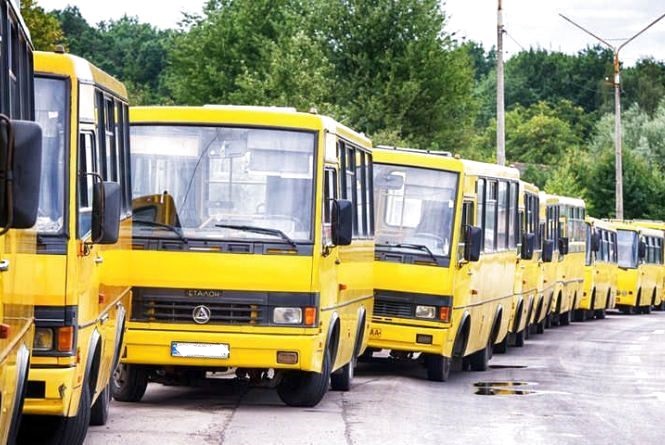 Незабаром в області можуть відновити курсування маршруток на вихідних Незабаром в області можуть відновити курсування маршруток на вихідних