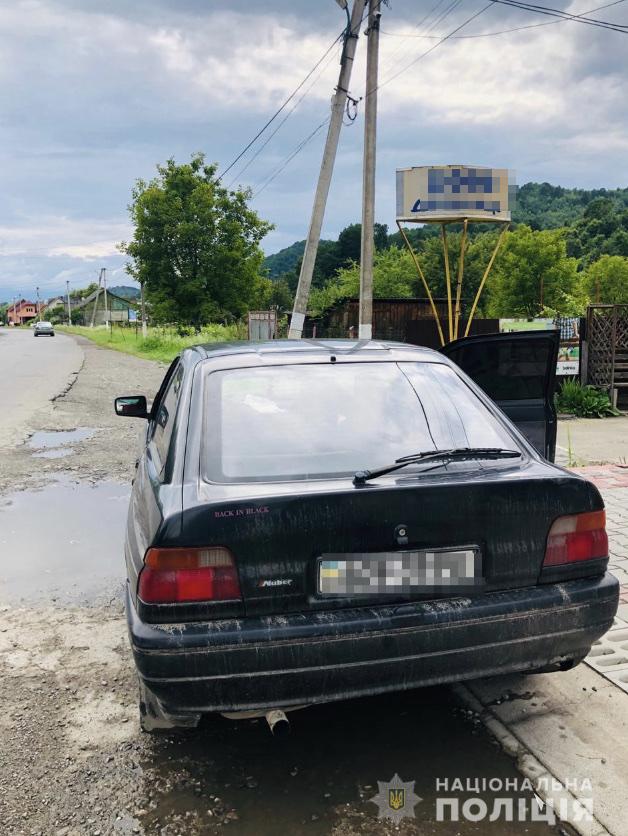 На Рахівщині правоохоронці затримали водія з підробленими документами На Рахівщині правоохоронці затримали водія з підробленими документами