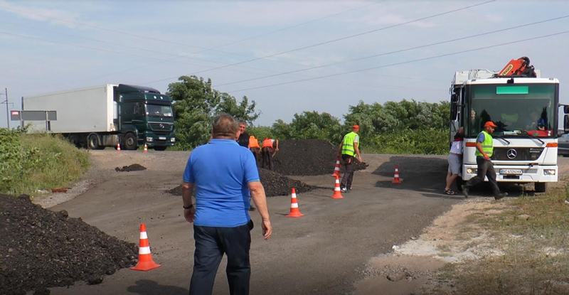 Мукачево назвало терміни ремонту дороги до мікрорайону Шипка Мукачево назвало терміни ремонту дороги до мікрорайону Шипка