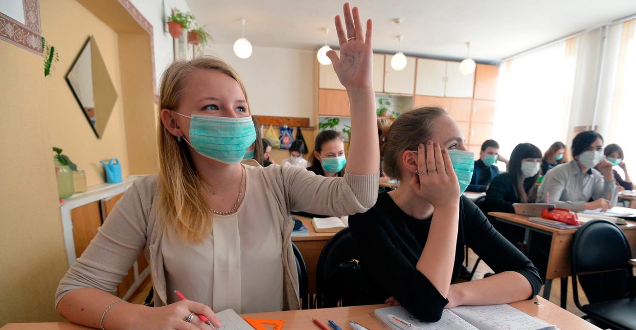 Купувати маски і антисептики для шкіл МОН не буде Купувати маски і антисептики для шкіл МОН не буде