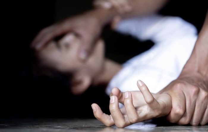 На Закарпатті чоловік зґвалтував свою неповнолітню родичку, – ЗМІ На Закарпатті чоловік зґвалтував свою неповнолітню родичку, – ЗМІ