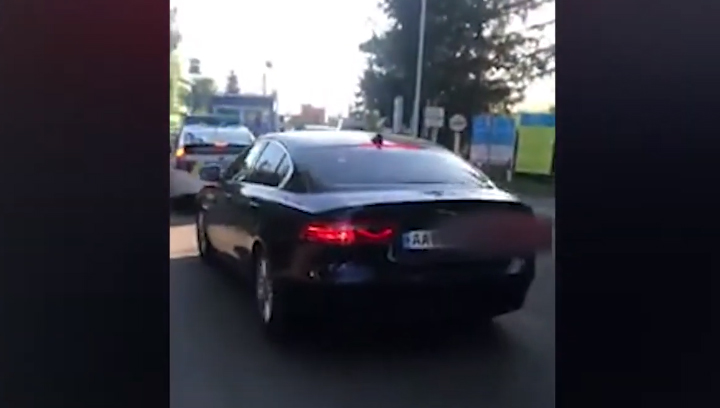 Супровід елітного авто патрульними: поліція розпочала перевірку Супровід елітного авто патрульними: поліція розпочала перевірку