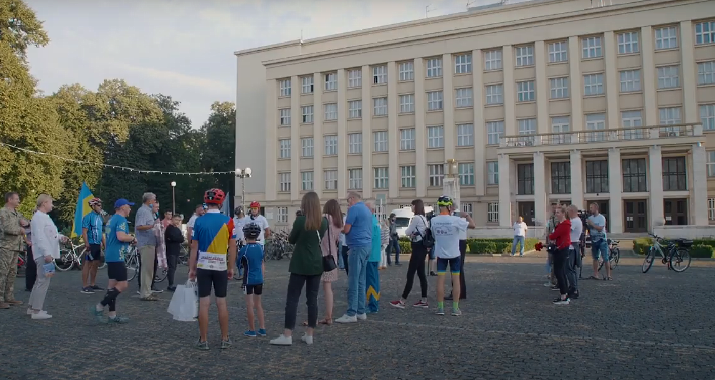 В Ужгороді стартував "Ветеранський велопробіг Ужгород — Маріуполь" В Ужгороді стартував "Ветеранський велопробіг Ужгород — Маріуполь"