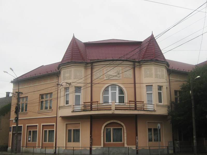 У Мукачеві на конкурсі обрали нового директора дитячої школи мистецтв ім. С.Мартона У Мукачеві на конкурсі обрали нового директора дитячої школи мистецтв ім. С.Мартона