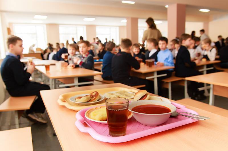 Як у Мукачеві в новому навчальному році харчуватимуться школярі пільгових категорій: пояснення Як у Мукачеві в новому навчальному році харчуватимуться школярі пільгових категорій: пояснення