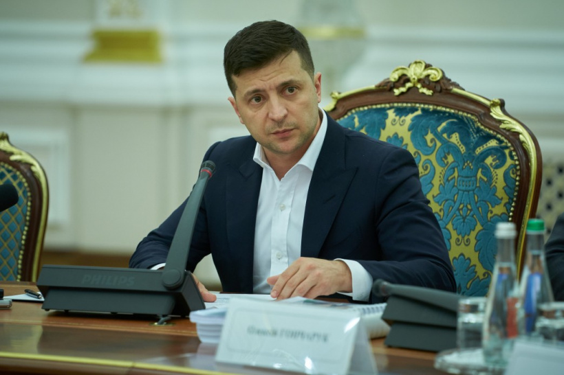 Володимир Зеленський: "Якщо не витримають наші медики, то буде те, що було в Італії" Володимир Зеленський: "Якщо не витримають наші медики, то буде те, що було в Італії"