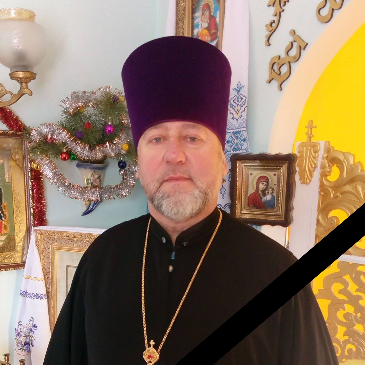 Закарпатському священнику після служби стало зле. Він помер Закарпатському священнику після служби стало зле. Він помер